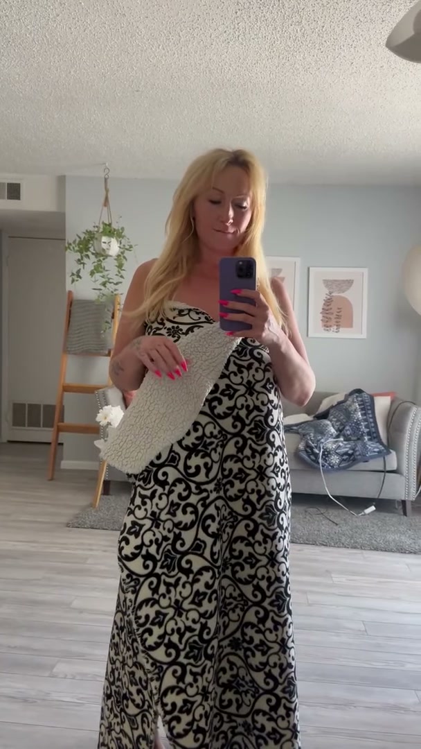Morning Milfies brighten your day!