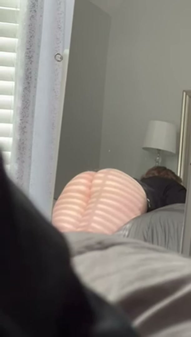 I don’t usually show my ass but here you go !