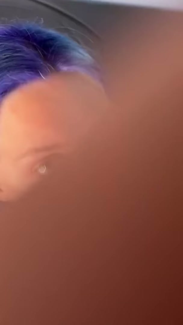 I like sucking cock that comes right out of my ass
