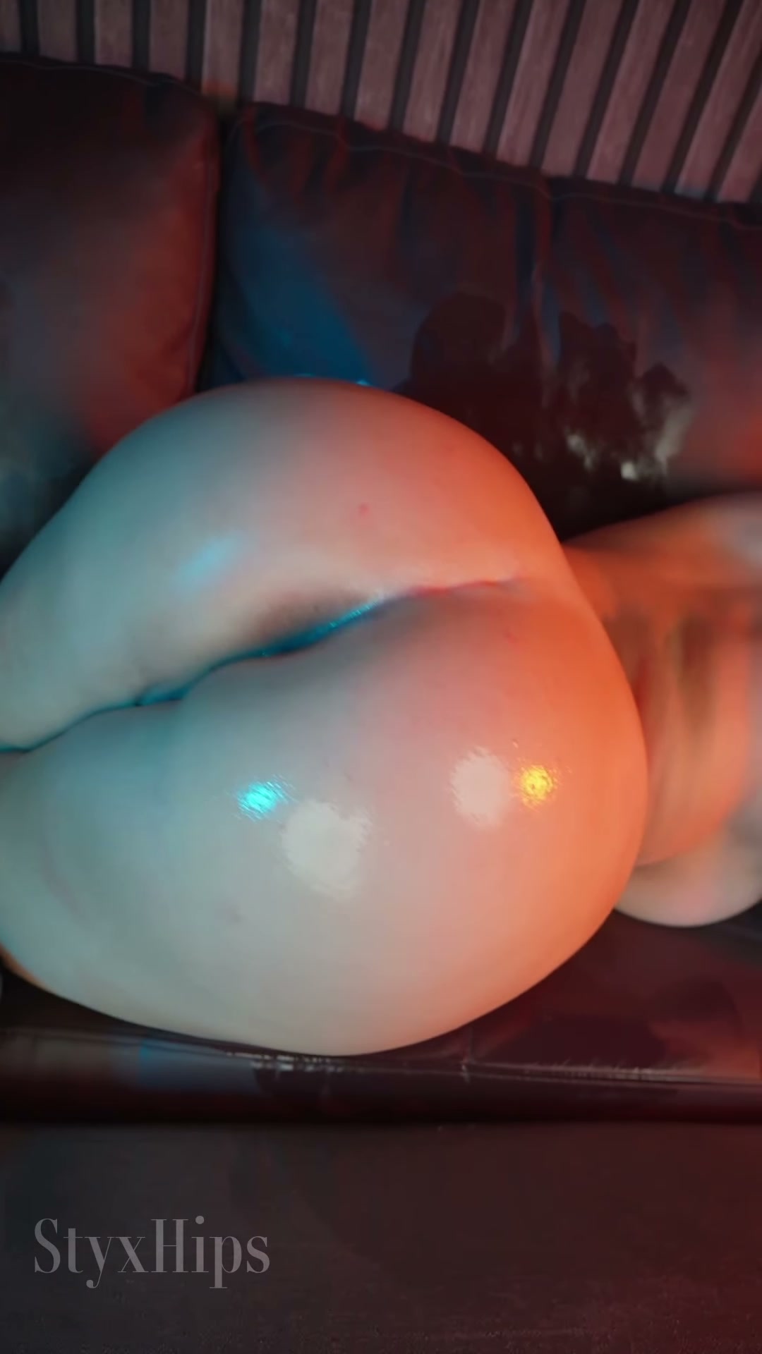 I'm not all tits, I also have a big ass, you know...