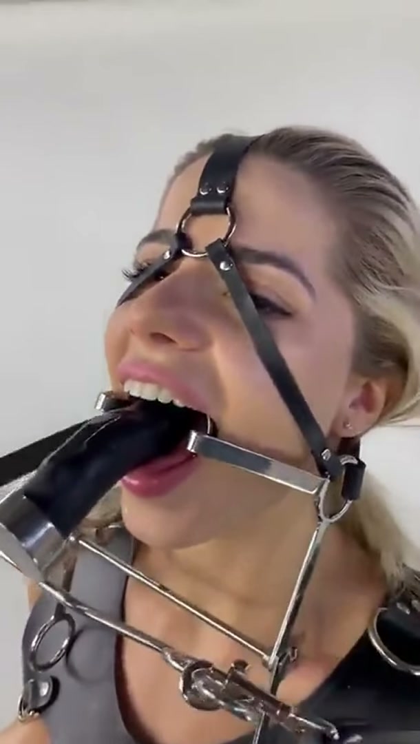 Deepthroating with a Metal Gag