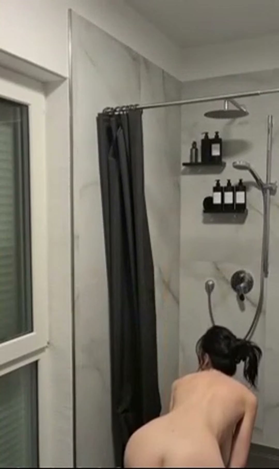 Serious Towel Tits
