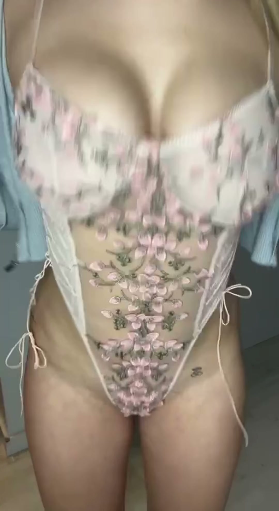 mommy milkers as a college girl... smash or pass