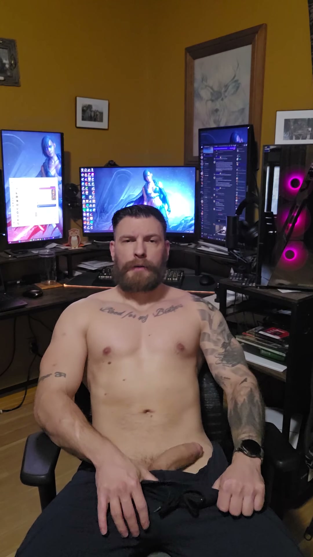 Join Daddy in his office while he drops his pants? [36]
