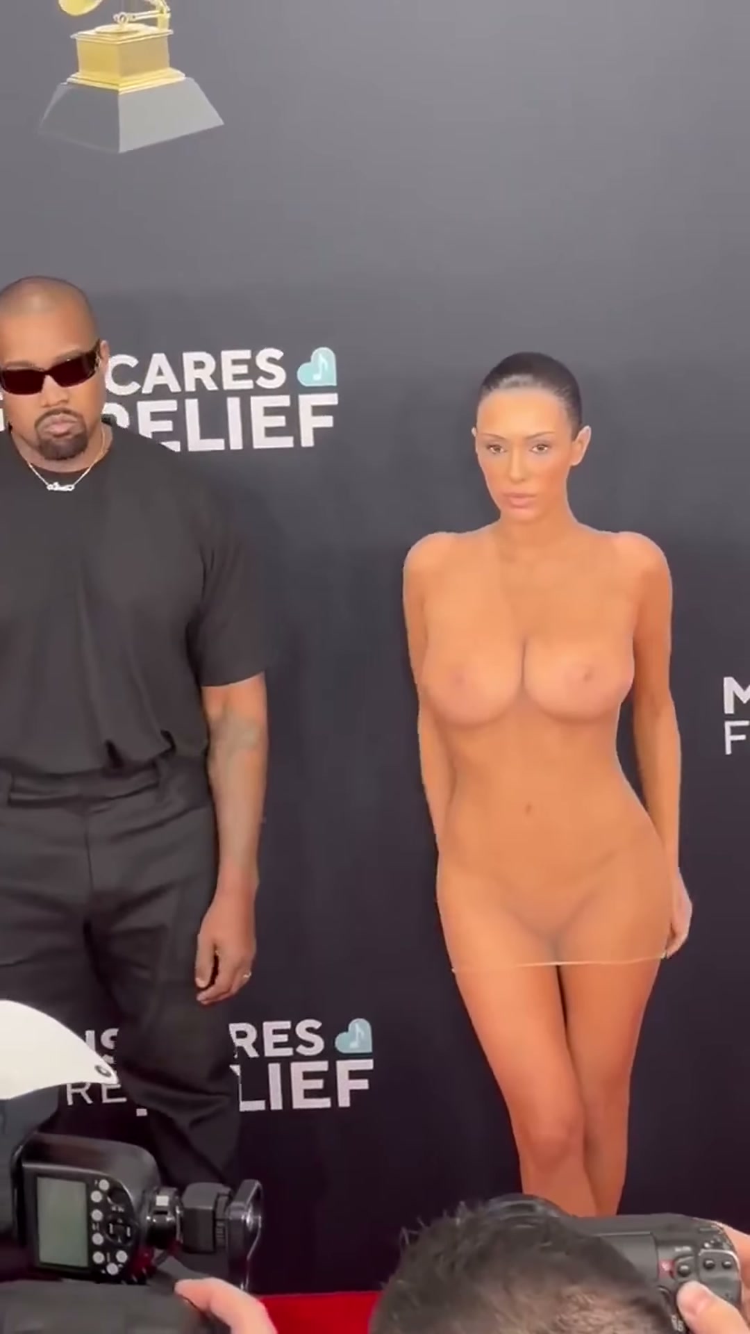 Bianca Censori at Grammy's 2025